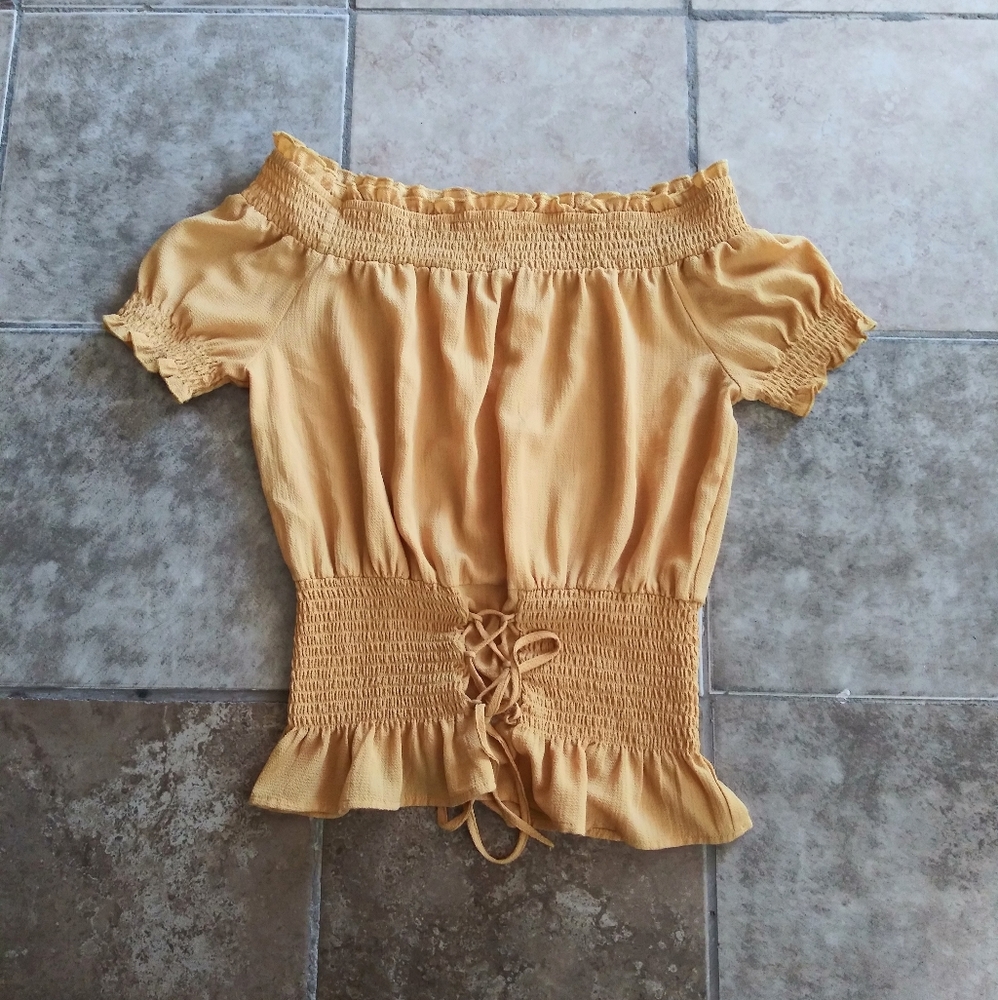 Off-the-shoulder Blouse